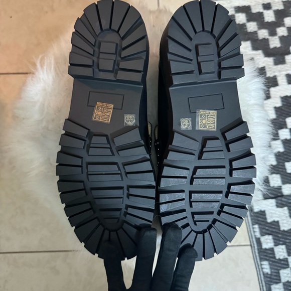 ASOS Men’s studded  penny loafer with chunky sole . - Picture 3 of 7